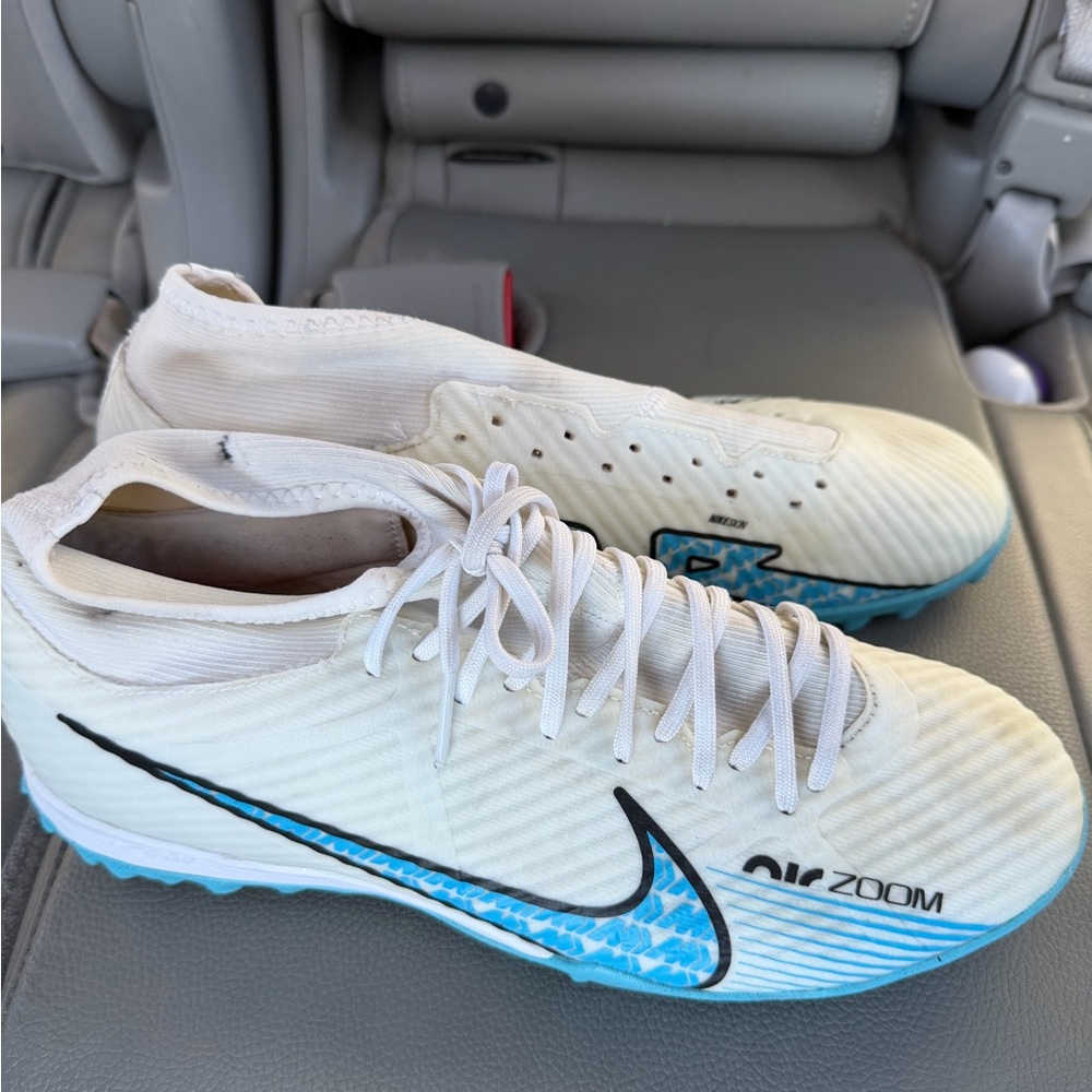 Nike Air Zoom Cleats White with Blue Accents- indoor turf shoes
